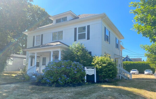 Building Photo - The White House