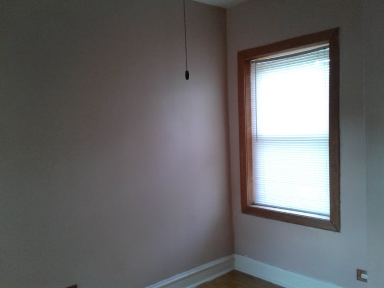 Building Photo - 4622 W Jackson Blvd