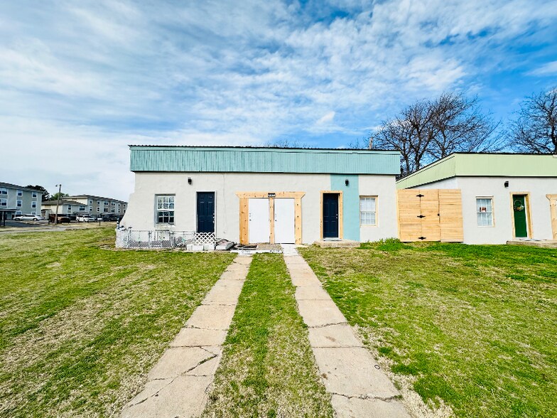 Building Photo - 402 NW 3rd St