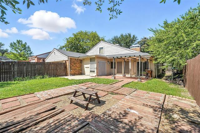 Building Photo - 1744 Hartford Dr