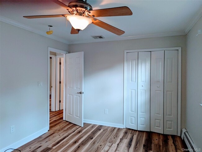 Building Photo - 139 Pine Neck Ave