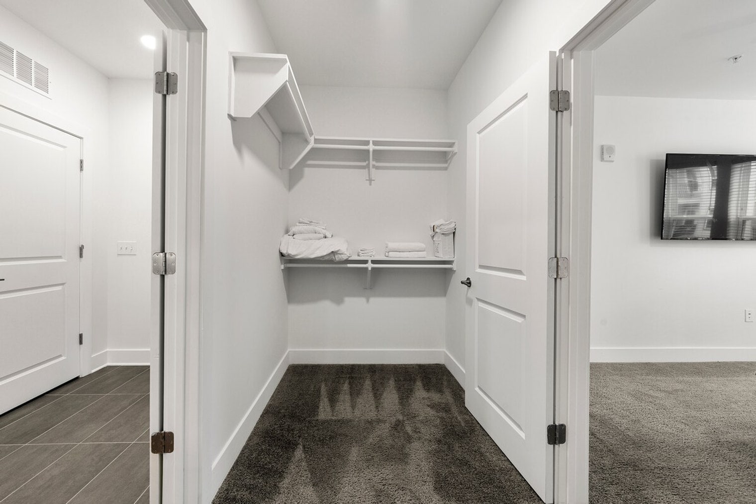 Building Photo - 230 Bill Kennedy Wy SE