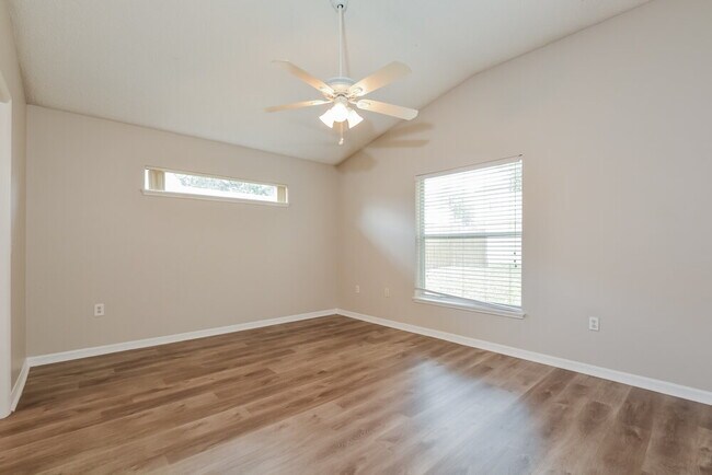 Building Photo - 1381 Winged Foot Dr