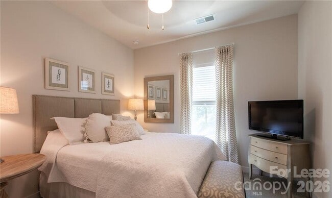 Building Photo - 3023 Salix Bend Dr