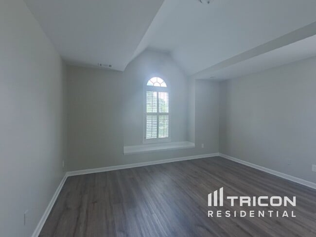 Building Photo - 1464 Hattiesburg Ct