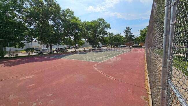 Building Photo - 3335 S Ammons St