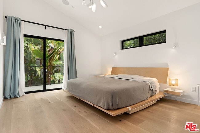 Building Photo - 4118 Higuera St