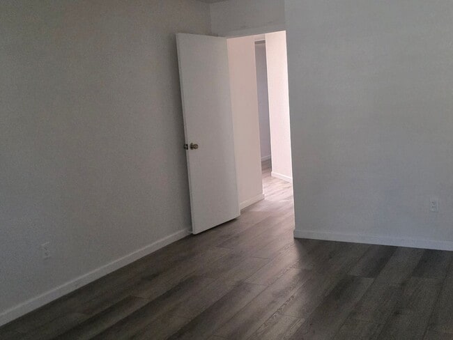 Building Photo - 774 Diogenes Dr