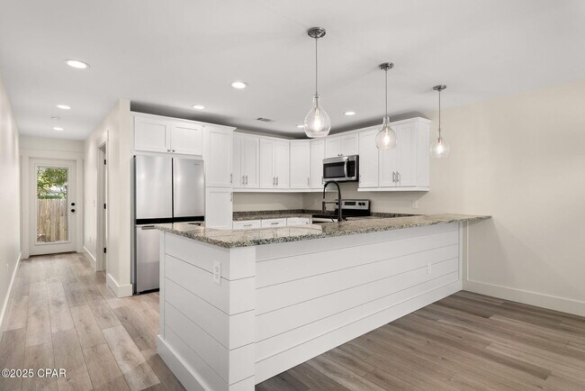 Building Photo - 2616 Cypress St