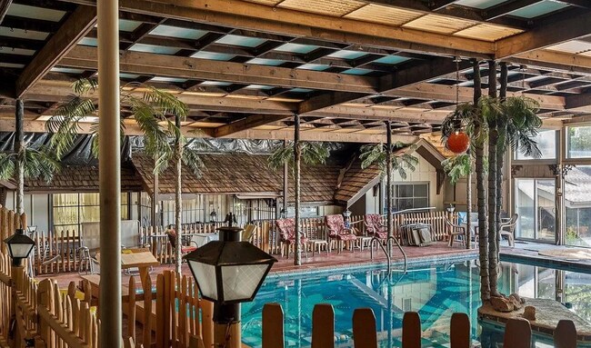 Building Photo - 6600 6th Street Frontage Rd E