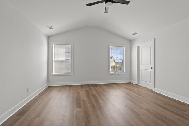 Building Photo - 209 Krauss Dr