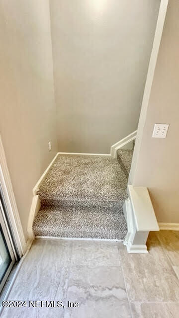 Building Photo - 257 Scrub Jay Dr