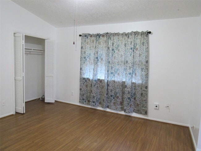 Building Photo - 8506 Sorrel Dr