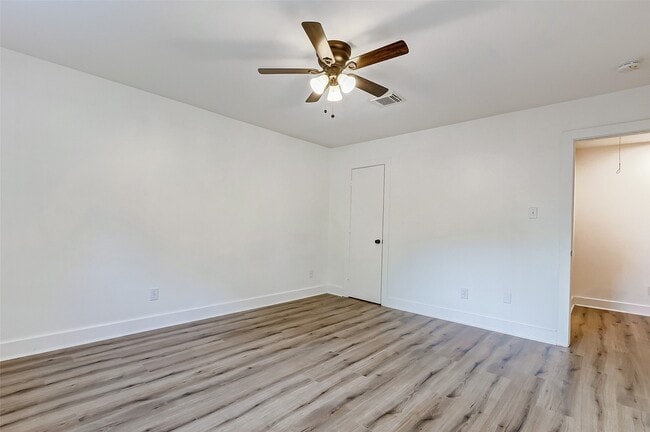 Building Photo - 21892 Silver Oak Ct
