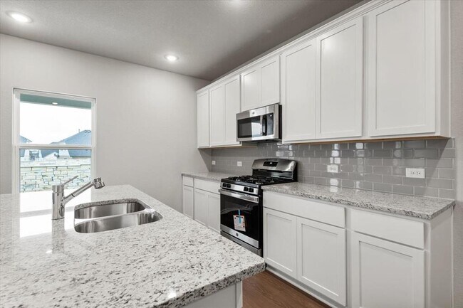 Building Photo - 5004 Sea Salt Dr