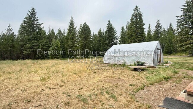 Building Photo - 4062 W Seasons Rd