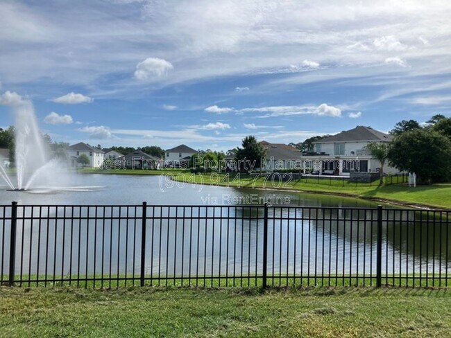 Building Photo - 7482 Sunnydale Ln