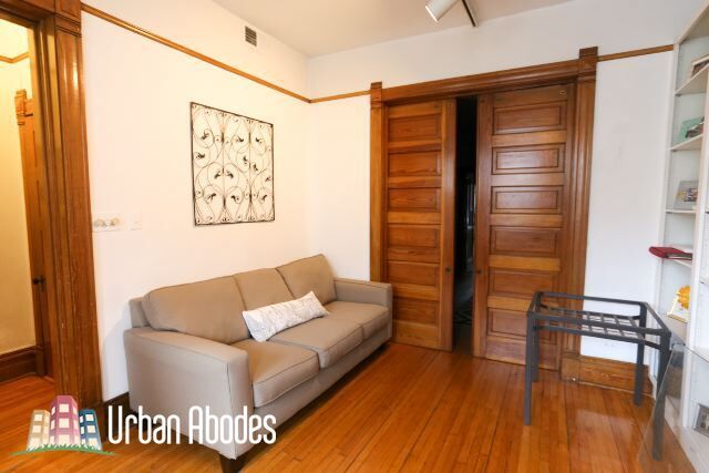 Building Photo - 2661 N Burling St