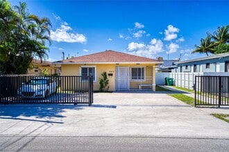 Building Photo - 760 NW 80th St