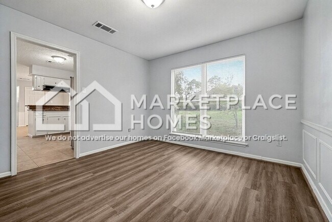 Building Photo - 7611 Theisswood Rd