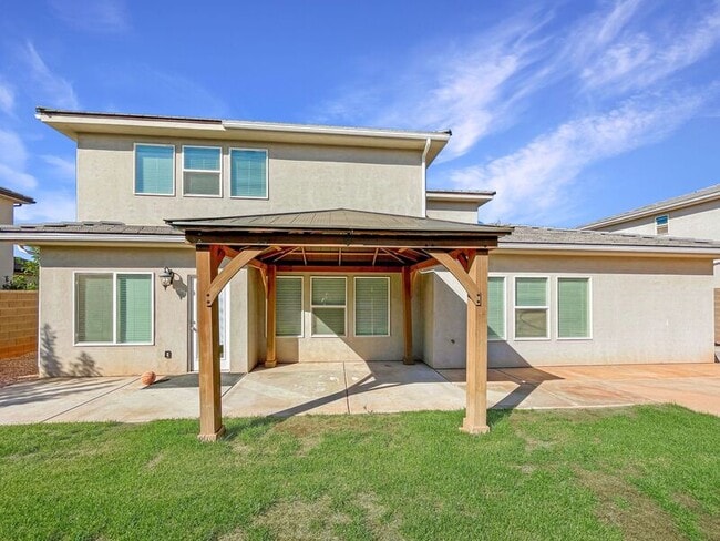 Building Photo - 3298 E Crimson Ridge Dr