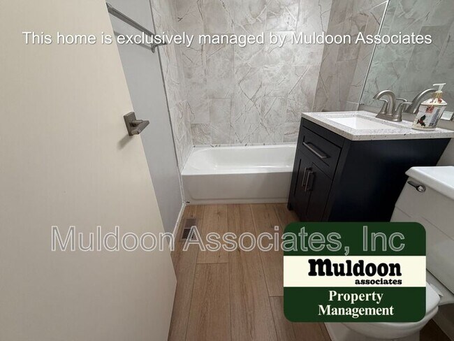 Building Photo - 1407 Alexander Rd