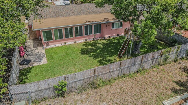 Building Photo - 8024 Las Cruces Ct