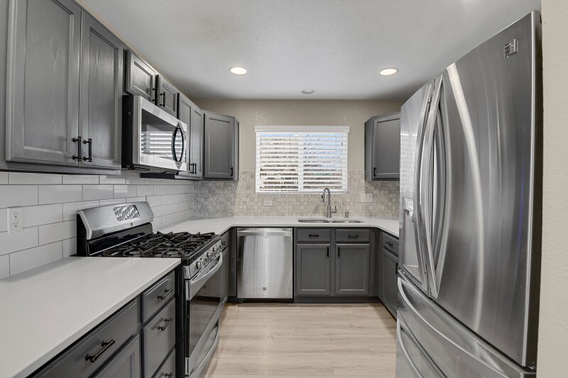 Building Photo - 11497 White Lotus Ln