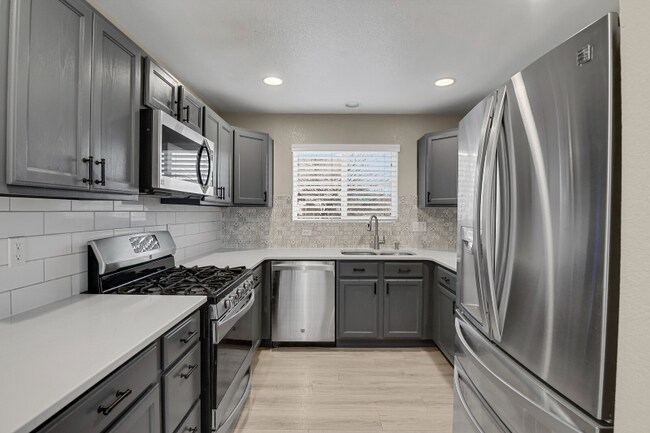 Building Photo - 11497 White Lotus Ln