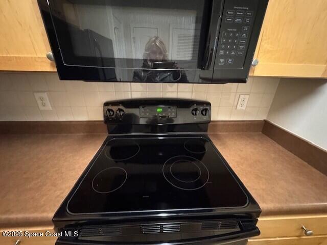 Building Photo - 6470 Borasco Dr