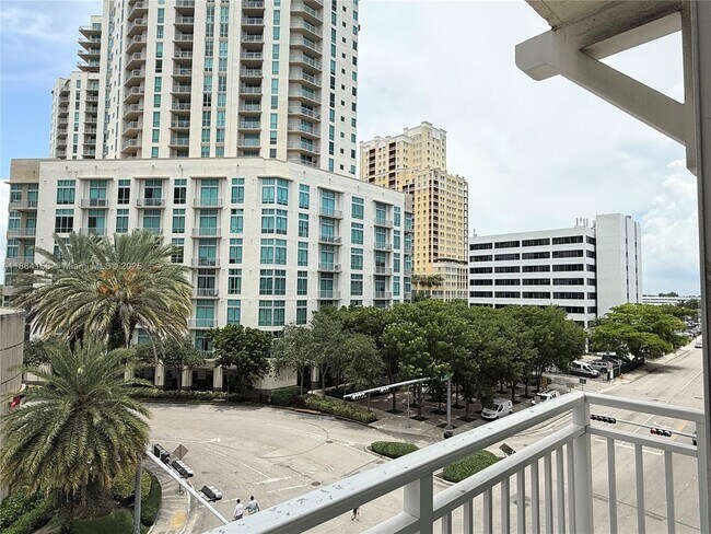 Building Photo - 7275 SW 90th Way