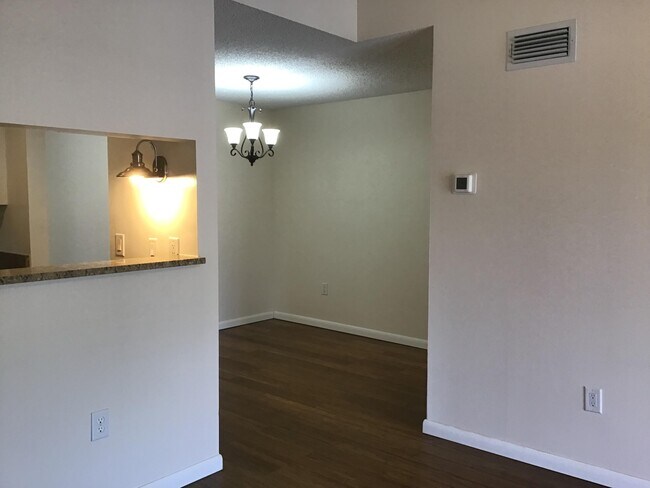 Building Photo - 1743 Village Blvd