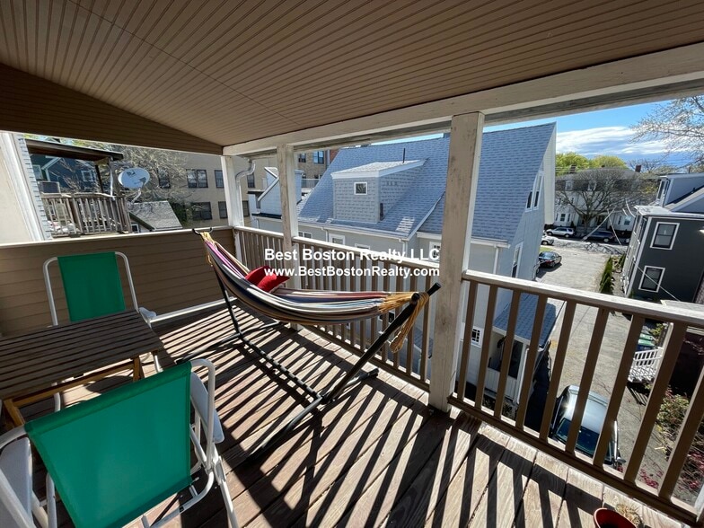 Building Photo - 21 Chandler St