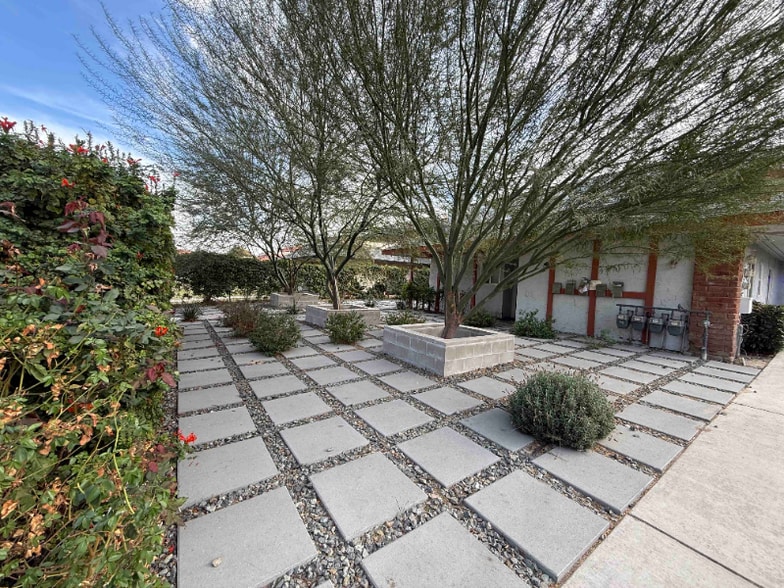 Building Photo - 821 Karma Ct