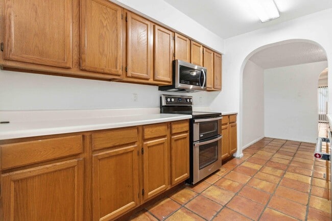 Building Photo - 2107 Hidden Grove Ln