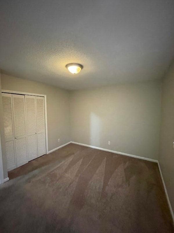 Building Photo - 217 Oakdale Ave