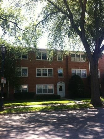 Building Photo - 1500 Central St