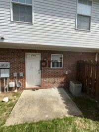 Building Photo - 1763 Winfield Park Dr