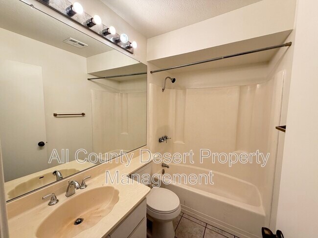 Building Photo - 73340 Shadow Mountain Dr