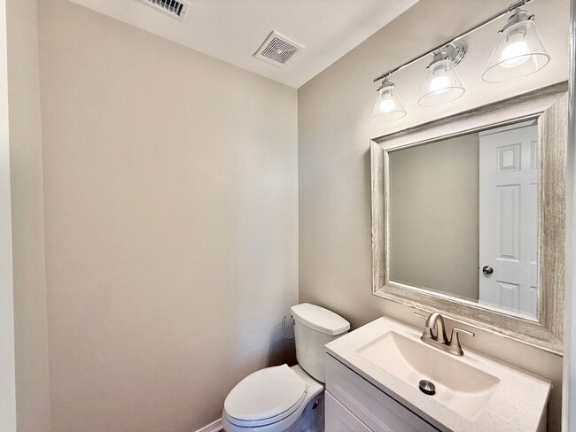 Building Photo - Stunning 2BD, 2.5BA Morrisville Home in a Prime Location Near Interstates, RDU Airport, and RTP