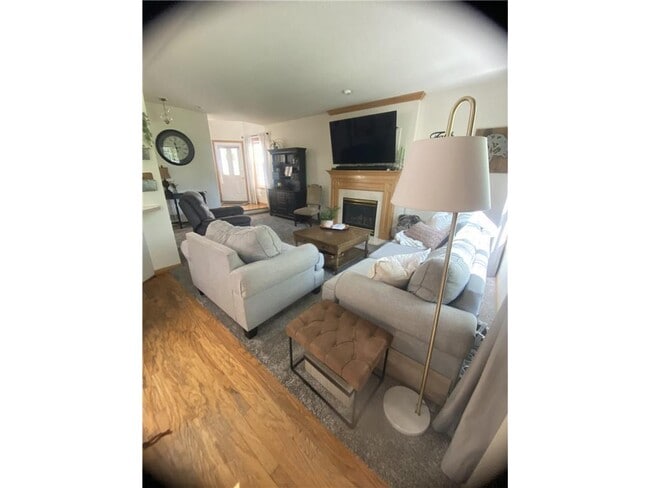 Primary Photo - 9524 Zircon Ct N