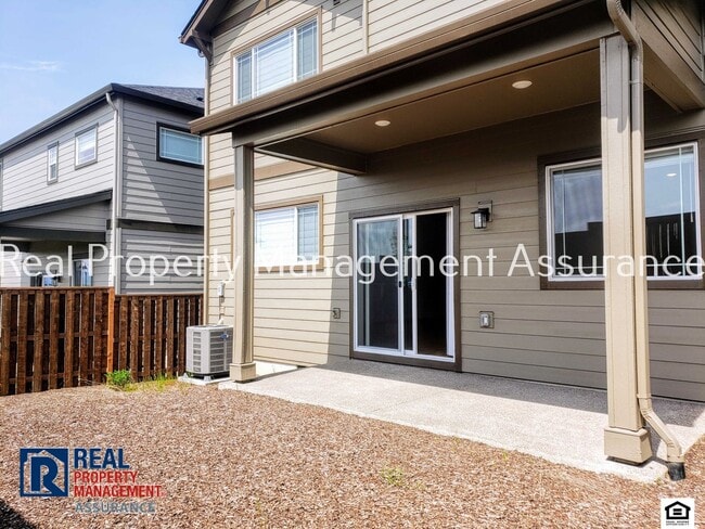 Building Photo - 16870 SW Rockhampton Ln