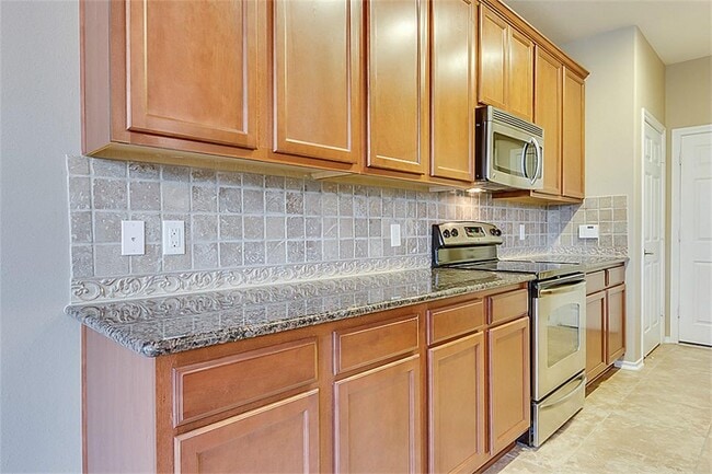 Building Photo - 251 Bloomhill Pl