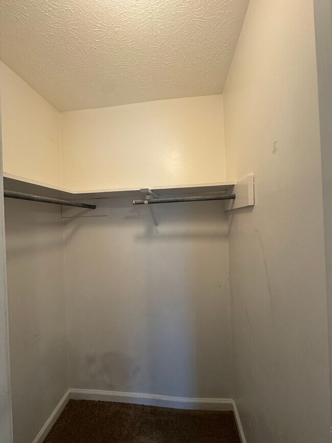 Building Photo - 292 Audrea Ln