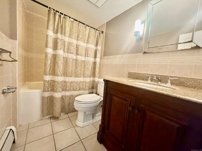 Building Photo - 317 Weeping Willow Ln