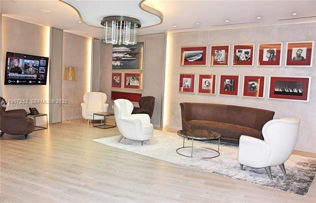 Building Photo - 1000 Brickell Plaza