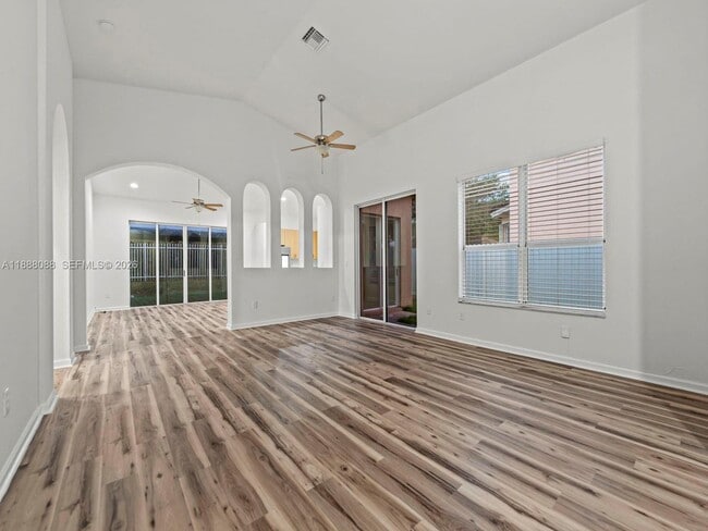 Building Photo - 2247 Portofino Ave