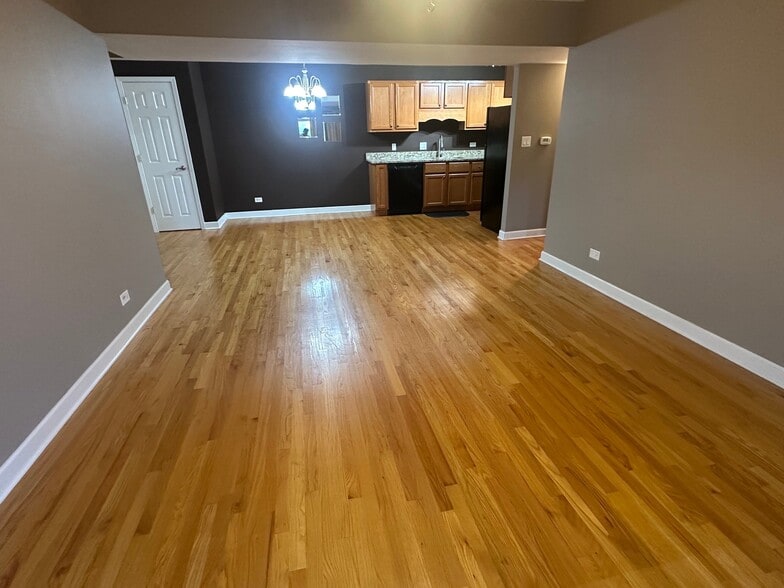 Building Photo - 5641 Circle Dr