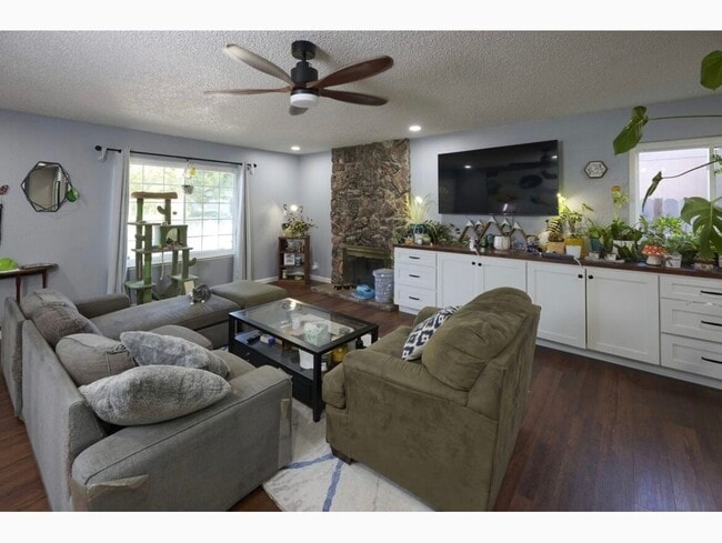 Building Photo - 6958 Black Duck Way