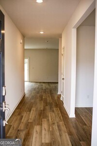 Building Photo - 386 Red Dragon Dr